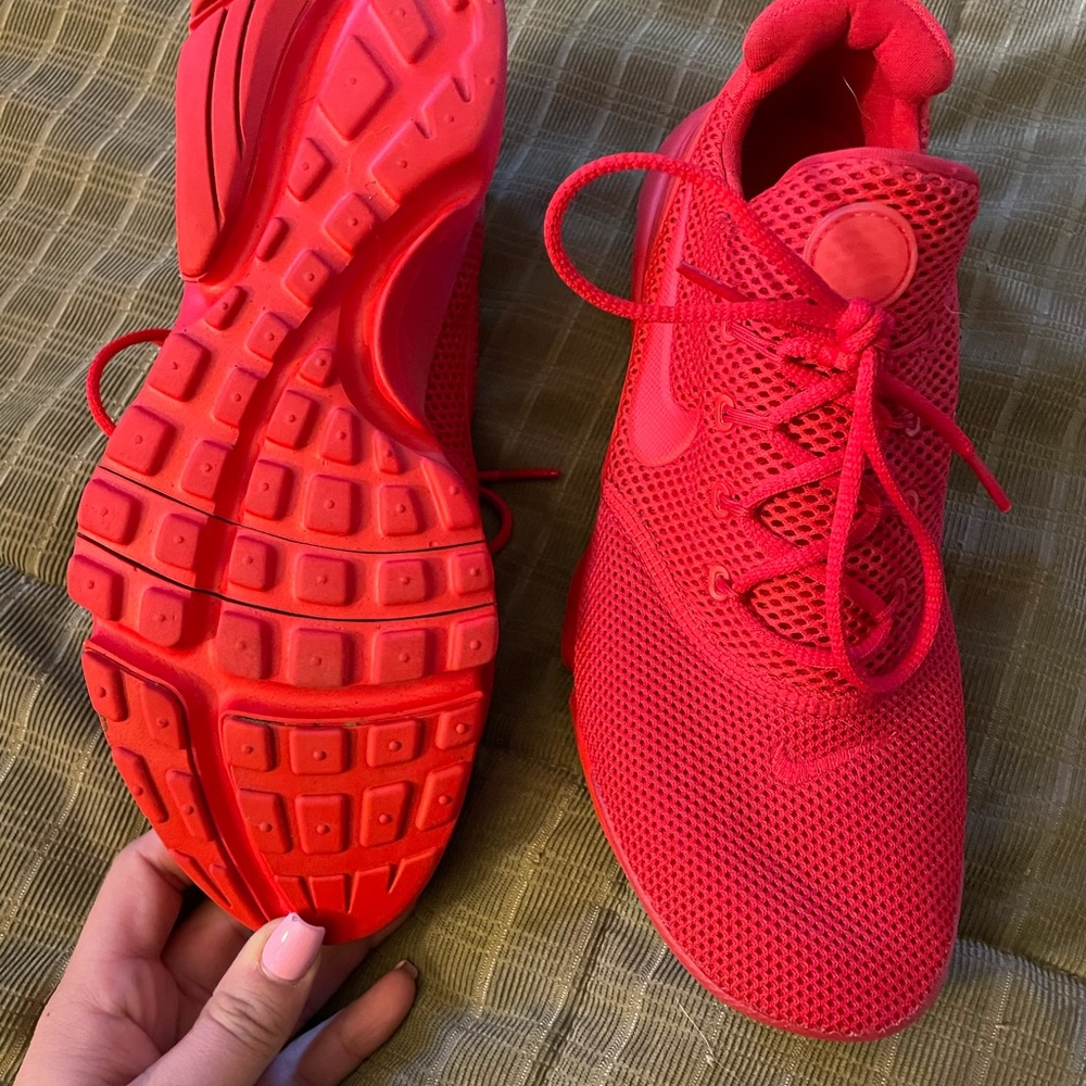 Nike
